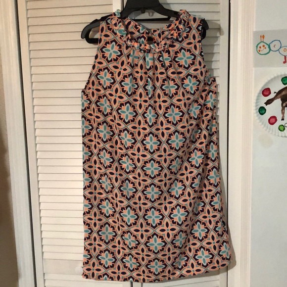Tracy Negoshian Dresses & Skirts - Super cute NWOT Tracy Negoshian shift dress XL Tracy Negoshian Dresses & Skirts - Super cute NWOT Tracy Negoshian shift dress XL